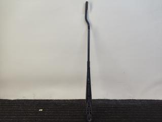 щеткодержатель (поводок стеклоочистителя, дворник) Volkswagen Passat B3 1991, 1.8 л., бензин, МКПП, белый, седан, передний привод