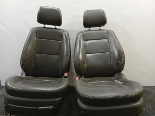 салон (комплект сидений) Kia Sorento 1 поколение 2005, 2.4 л., G4JS, бензин, МКПП, красный, внедорожник 5 дв., полный подключаемый привод, LIKVIDACIYA, SKLADA