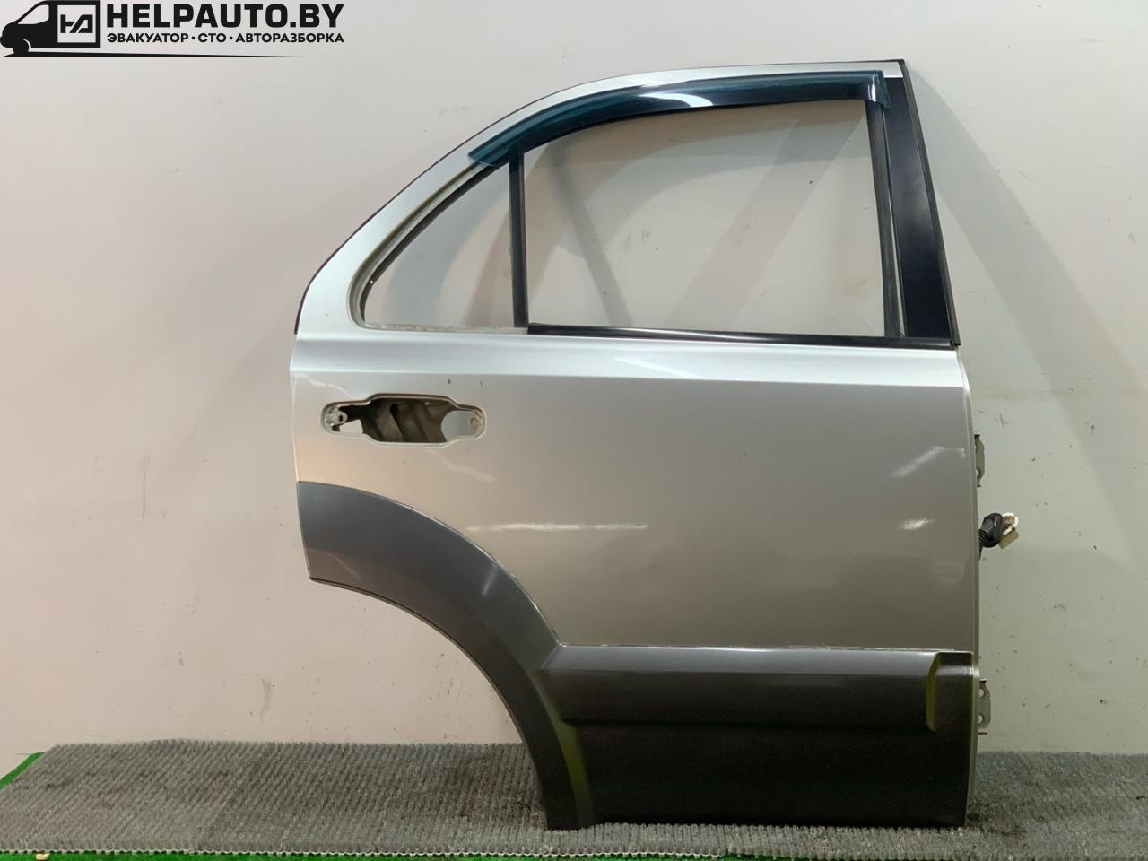 дверь задняя правая Kia Sorento 1 поколение 2006, 2.4 л., дизель, АКПП, внедорожник 5 дв. - фото №1
