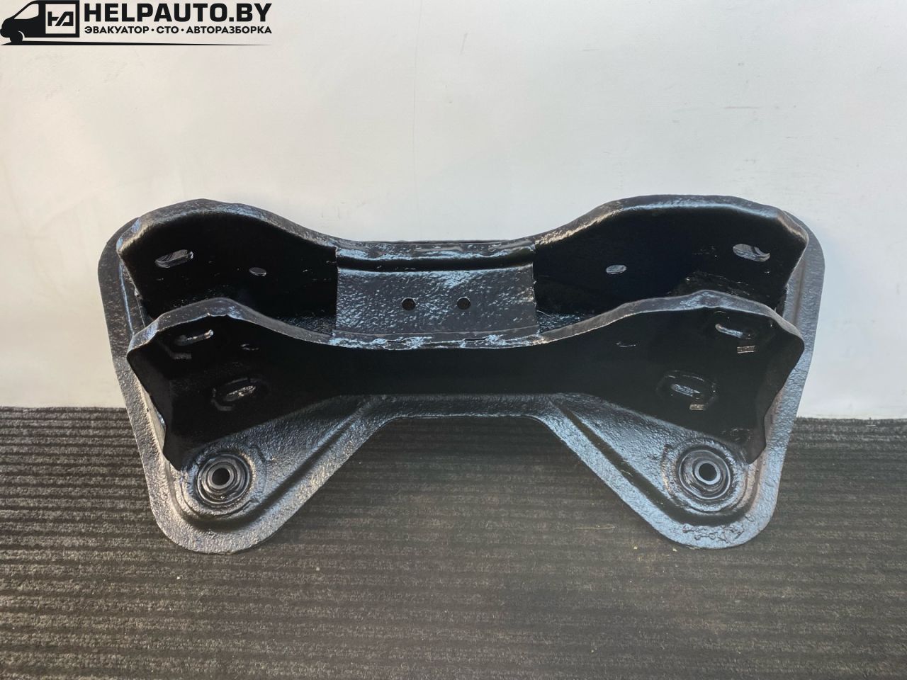 балка подвески задняя Hyundai Santa Fe 1 поколение (SM) 2003, 2.4 л., бензин, МКПП, серебристый, внедорожник 5 дв., передний привод - фото №1
