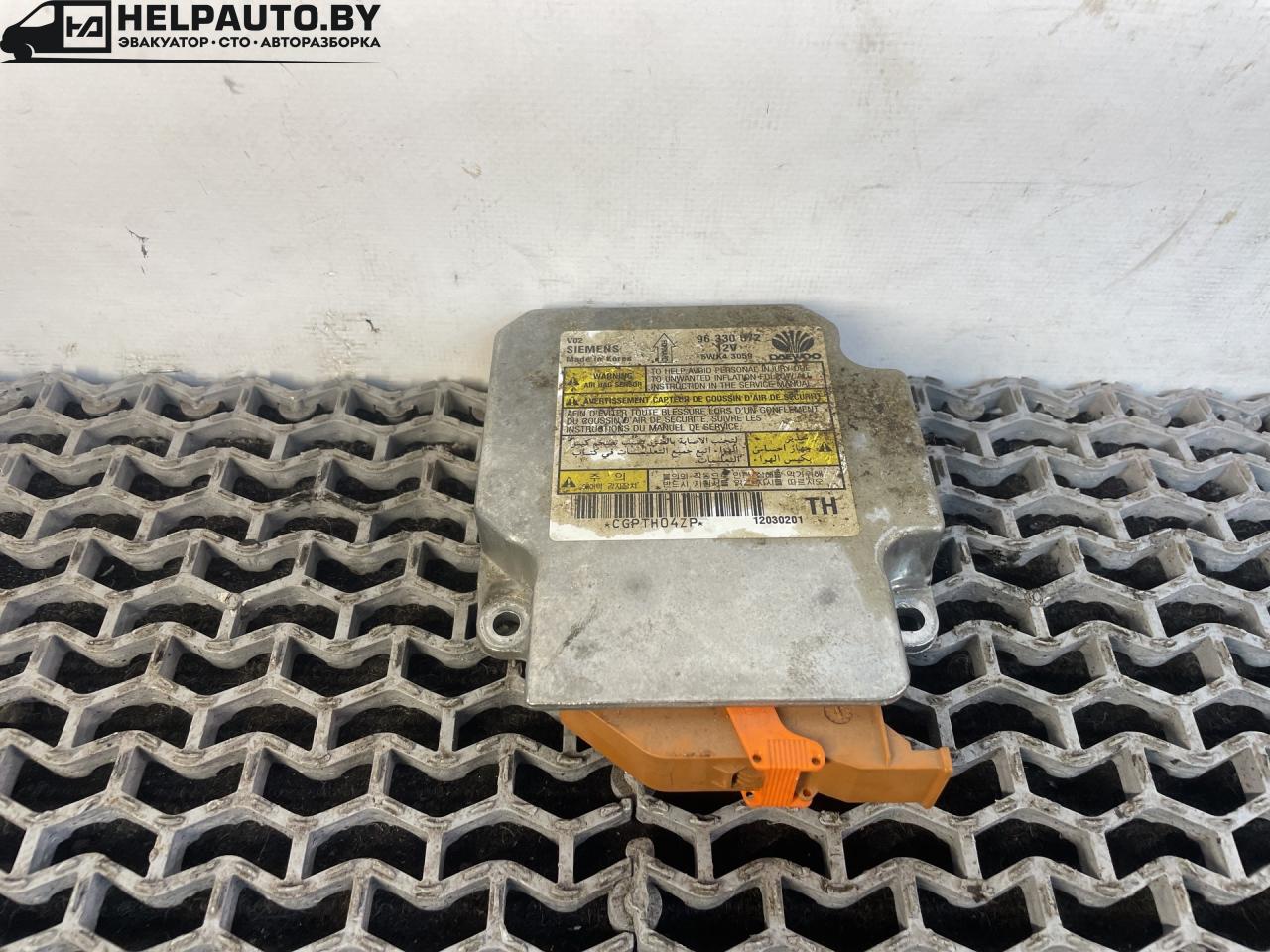 блок AirBag Daewoo Evanda 1 поколение V200 2003, 2.0 л., i, X 20 SED, бензин, МКПП, берюзовый, седан, передний привод, 96330-572 - фото №1