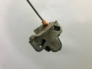 замок багажника Opel Vectra B (1995 - 1999), 1.6 л., X 16 XEL, бензин, МКПП, темно зеленный металлик, седан, передний привод