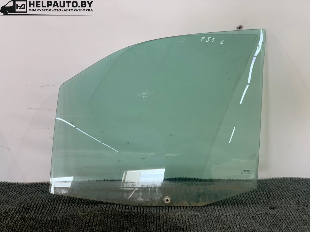 стекло двери передней левой Fiat Scudo 1 поколение (1996 - 2007), 2.0 л., дизель, МКПП, минивэн - фото №1