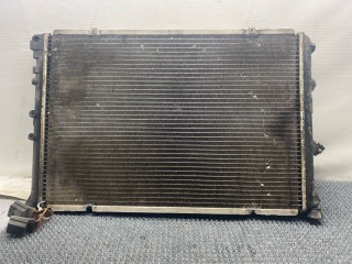 радиатор (основной) Renault Scenic 1 поколение 1998, 1.6 л., бензин, МКПП, синий, передний привод