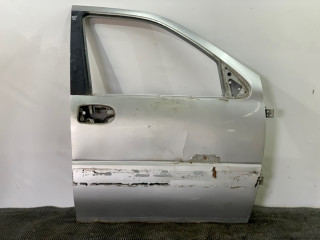 дверь передняя правая Opel Sintra 1 поколение 1999, 2.2 л., X 22 XE, бензин, МКПП, серебристый, минивэн, передний привод