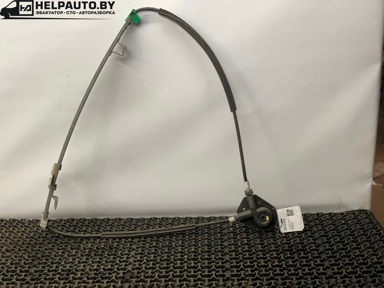 стеклоподъемник передний правый Volkswagen Passat B2 1986, 1.6 л., бензин, МКПП, универсал, передний привод, 056103373F - фото №1