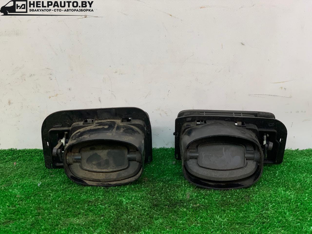 дефлектор обдува салона Volvo S70 1 поколение 2000, 2.5 л., D 5252 T, дизель, МКПП, черный, седан, передний привод - фото №1