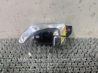 ручка внутренняя передняя левая Hyundai Terracan 1 поколение 2003, 2.5 л., D4BH, дизель, АКПП, серебристый, внедорожник 5 дв., полный подключаемый привод