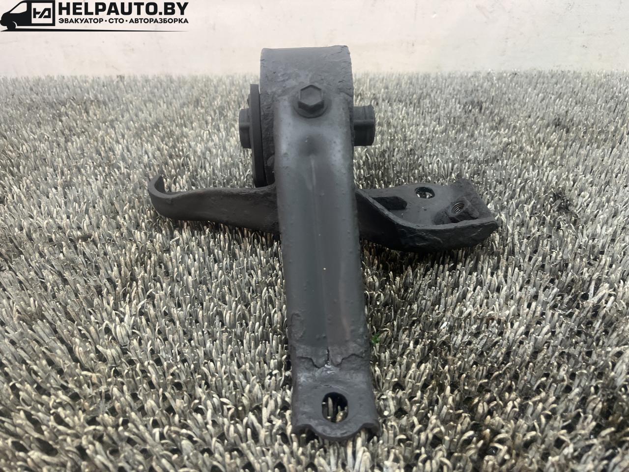 кронштейн КПП Toyota Carina E 1 поколение T190 1995, 1.6 л., 4A-FE, бензин, МКПП, зелёный, хетчбэк 5 дв., передний привод - фото №1