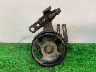 насос гидроусилителя руля Mazda Demio 1 поколение [рестайлинг] 2001, 1.3 л., бензин, МКПП, зелёный, хетчбэк 5 дв., передний привод