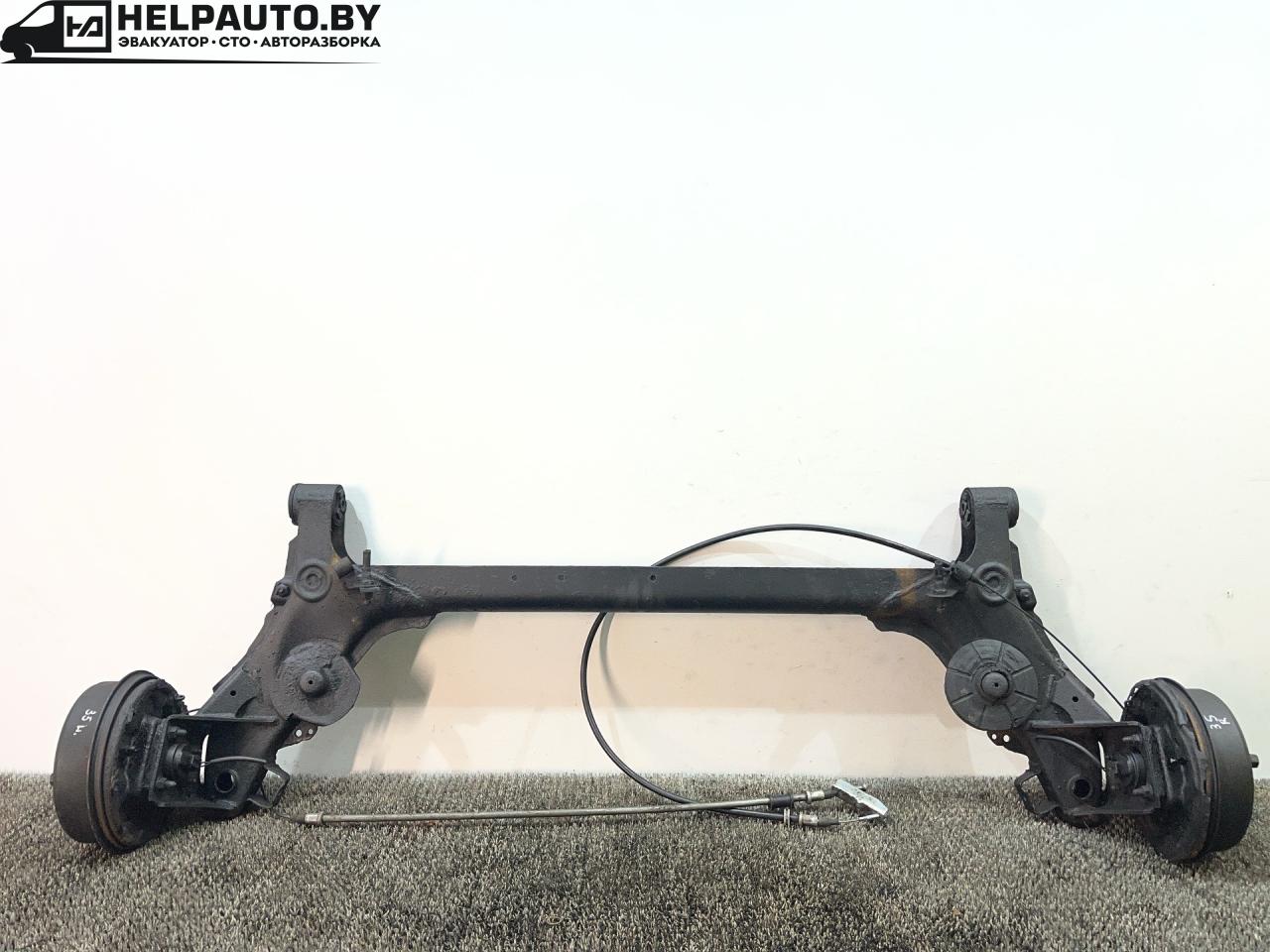 балка подвески задняя Opel Astra F 1994, 1.7 л., дизель, 5МКПП, зелёный, хетчбэк 5 дв., передний привод - фото №1