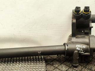 фланец (тройник) системы охлаждения Volkswagen Polo 3 поколение 1999, 1.0 л., ALL, бензин, 5МКПП, зеленый, хетчбэк 3 дв., передний привод