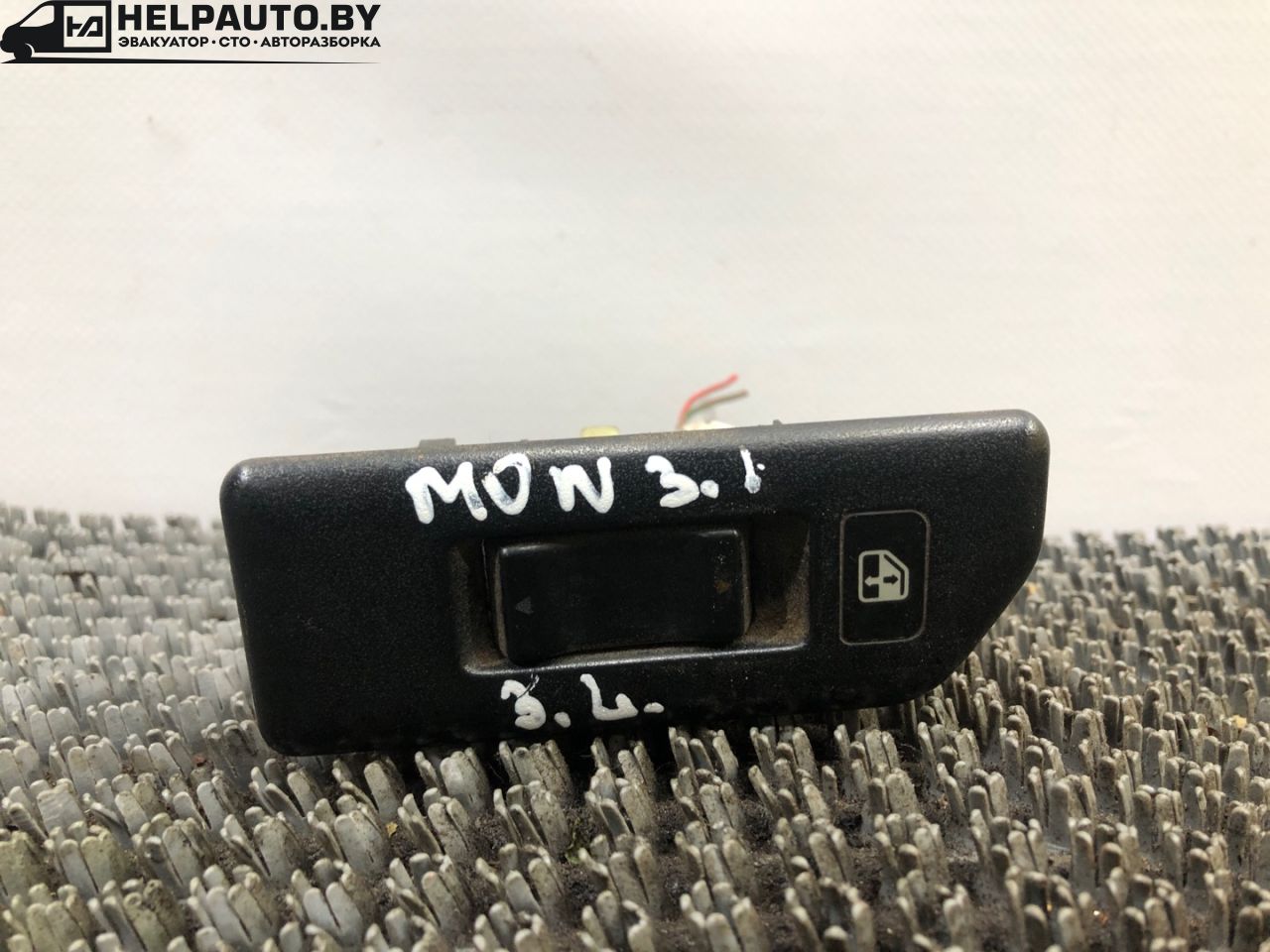 кнопка стеклоподъемника двери задней левой Opel Monterey A 1997, 3.1 л., дизель, МКПП, внедорожник 5 дв. - фото №1