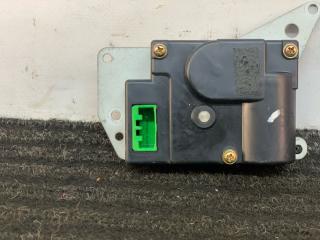 моторчик заслонки печки Kia Sephia 1 поколение [рестайлинг] 1997, 1.5 л., бензин, МКПП, седан