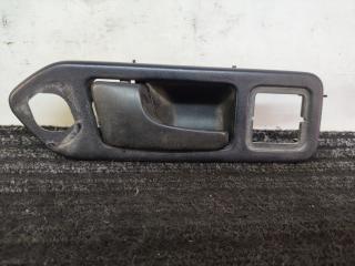 ручка внутренняя передняя левая Volkswagen Passat B3 1991, 1.8 л., бензин, МКПП, белый, седан, передний привод, 357837235
