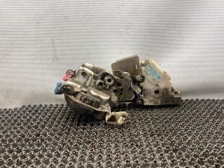 замок двери передней правой Nissan Primera P10 (1990 - 1997)