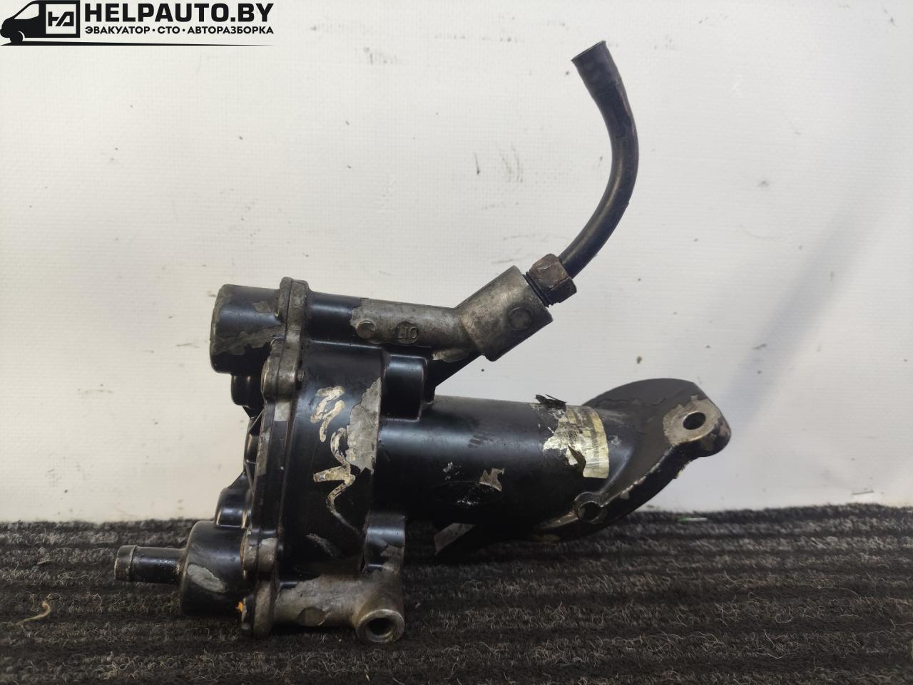 насос вакуумный Ford Focus 1 поколение (1998 - 2001), дизель, МКПП, белый, универсал, передний привод - фото №1