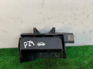 ручка открывания капота Plymouth Voyager 3 поколение 1998, 2.4 л., бензин, АКПП, зелёный, минивэн, передний привод