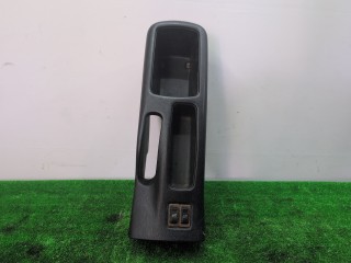 консоль салона Mitsubishi Mirage 5 поколение 2002, 1.5 л., бензин, АКПП, чёрный, купе, передний привод, MR189234