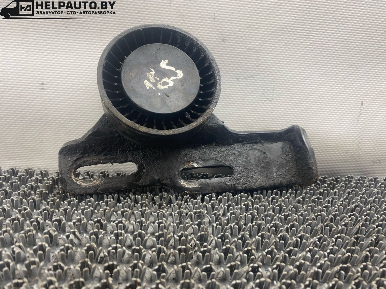 ролик натяжителя Renault Scenic 1 поколение 1998, 1.6 л., бензин, МКПП, синий, передний привод - фото №1