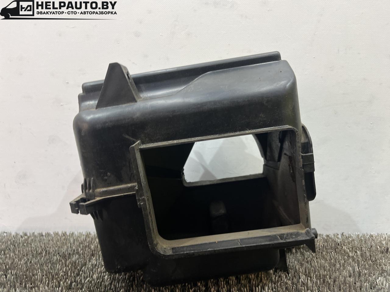 корпус отопителя (печки) Hyundai Coupe RD 1998, 2.0 л., бензин, МКПП, бордовый, купе, передний привод - фото №1