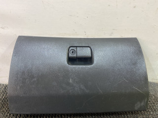 бардачок Mazda 626 GF 1997, 2.0 л., дизель, МКПП, зелёный, хетчбэк 5 дв., передний привод