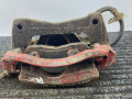 суппорт передний правый Toyota Carina E 1 поколение T190 1995, 2.0 л., 2C, дизель, МКПП, бордовый, хетчбэк 5 дв., передний привод - фото №3