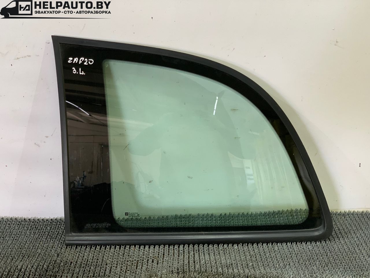 стекло кузовное боковое левое Opel Zafira 1 поколение (A) 1999, 2.0 л., бензин, МКПП - фото №1