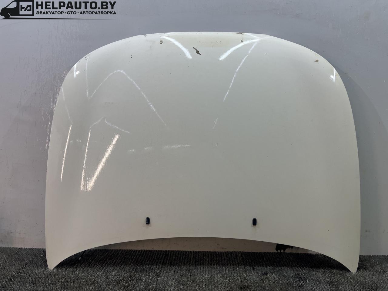 капот Ford Focus 1 поколение (1998 - 2001), дизель, МКПП, белый, универсал, передний привод - фото №1