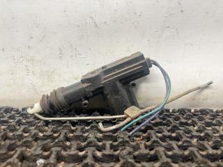 активатор (привод) замка двери Kia Shuma 1 поколение 1999, 1.5 л., бензин, МКПП, красный, хетчбэк 5 дв., передний привод