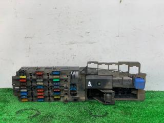 блок предохранителей Mercedes-Benz C-Класс W202/S202 1995, 1.8 л., бензин, 5МКПП, красный, седан, задний привод