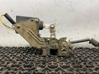 замок двери передней правой Volvo 460 1 поколение 1993, 2.0 л., бензин, МКПП, зелёный, седан, передний привод, 41893