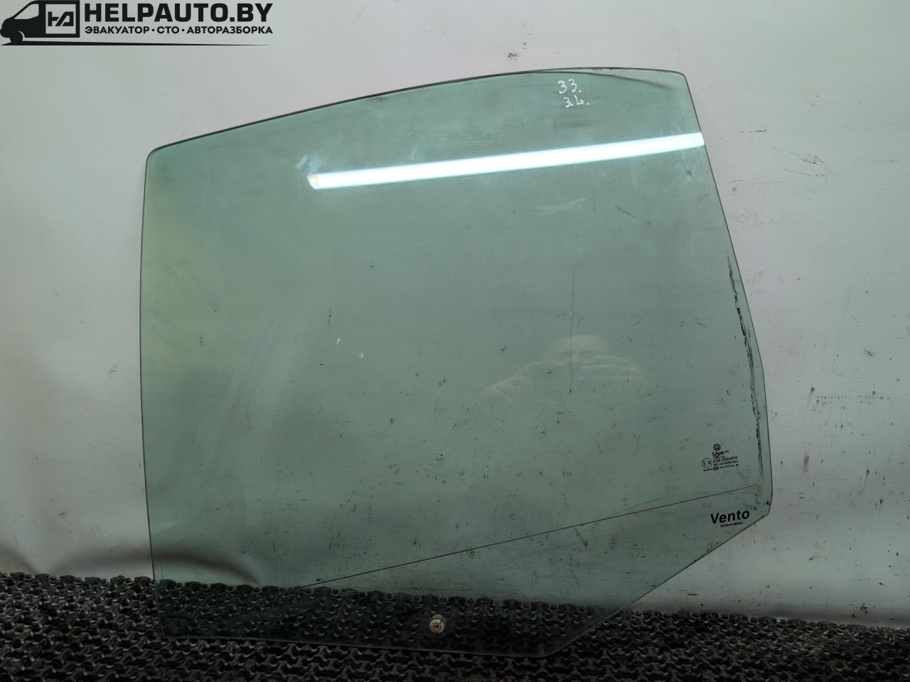 стекло двери задней левой Volkswagen Jetta 4 поколение 2001, 2.0 л., AQY, бензин, МКПП, синий, седан, передний привод, DOT130TINTEDAS2, 43R-000494 - фото №1