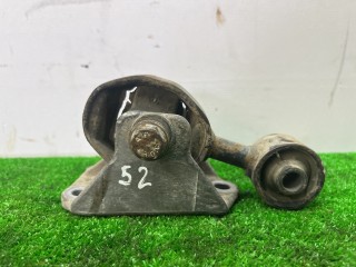 подушка крепления двигателя Opel Vectra B 1998, 1.8 л., бензин, МКПП, универсал, передний привод, 90496940