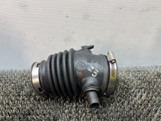 патрубок воздушного фильтра Ford Taurus 4 поколение 2001, 3.0 л., бензин, АКПП, белый, седан, передний привод, YFIU-9R504-AC