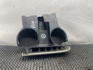 подстаканник Plymouth Voyager 3 поколение 1998, 2.4 л., бензин, АКПП, зелёный, минивэн, передний привод