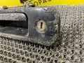 ручка открывания багажника Volkswagen Polo 3 поколение 1999, 1.4 л., бензин, МКПП, черный, хетчбэк 3 дв., передний привод - фото №2