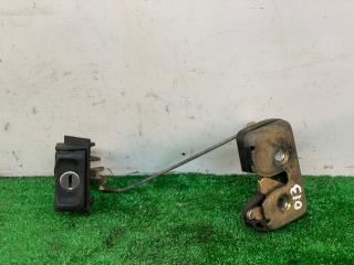 замок багажника Volkswagen Golf 2 поколение 1990, 1.3 л., бензин, МКПП, красный, хетчбэк 3 дв., передний привод