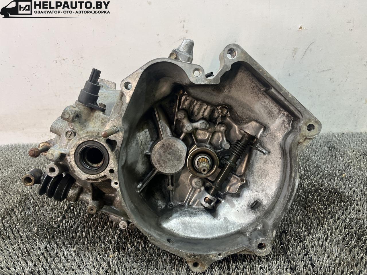 КПП механическая (МКПП) Suzuki Baleno 1 поколение 2002, 1.5 л., бензин, МКПП, чёрный, седан, Y432735 - фото №1