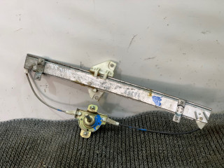 стеклоподъемник задний левый Daewoo Nubira J100 1998, 1.6 л., бензин, МКПП, зелёный металлик, хетчбэк 5 дв.