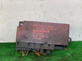 блок управления стеклоподъемниками Mercedes-Benz C-Класс W202/S202 1995, 1.8 л., бензин, 5МКПП, красный, седан, задний привод, 2028201026