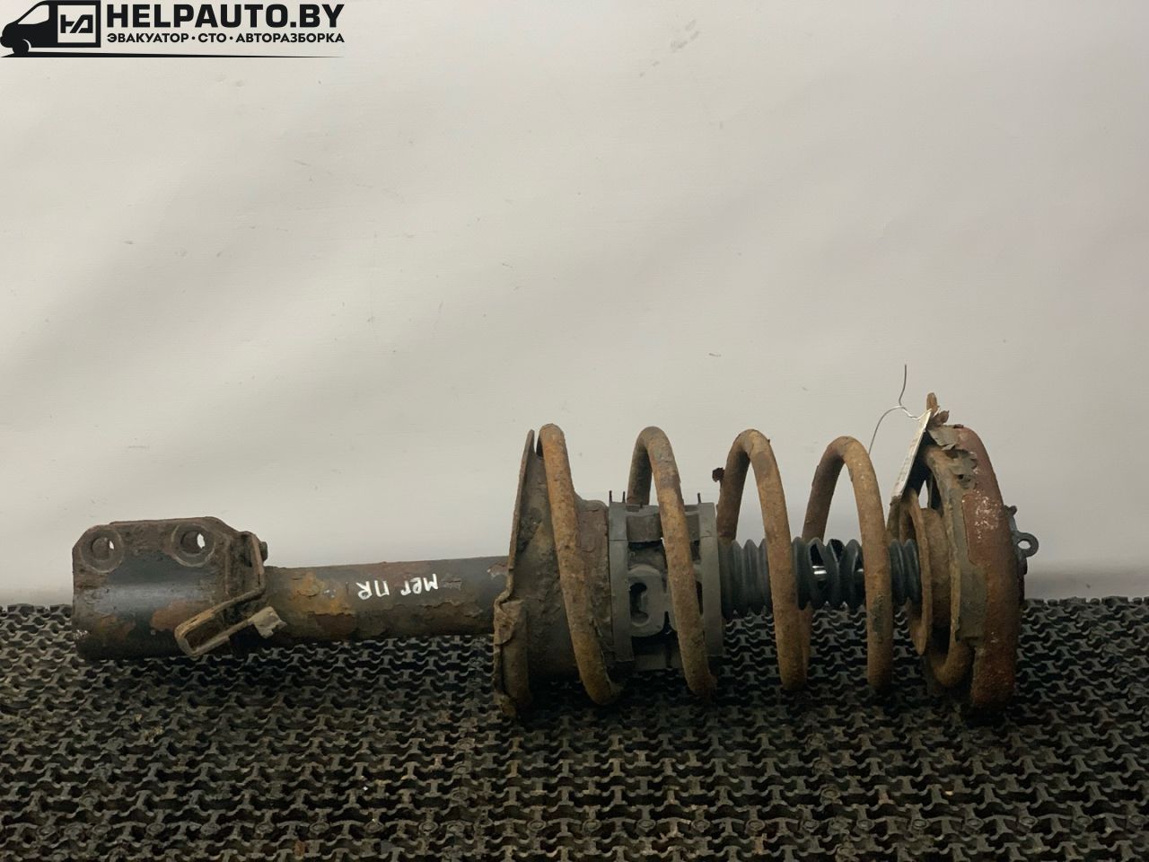 стойка передняя правая Renault Megane 1 поколение 1996, 1.6 л., K7M 702, бензин, МКПП, синий, купе, передний привод - фото №1