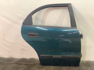 дверь задняя правая Daewoo Nubira J100 1998, 1.6 л., бензин, МКПП, зелёный металлик, хетчбэк 5 дв.