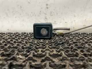 кнопка открытия багажника Volvo 460 1 поколение 1993, 2.0 л., бензин, МКПП, зелёный, седан, передний привод