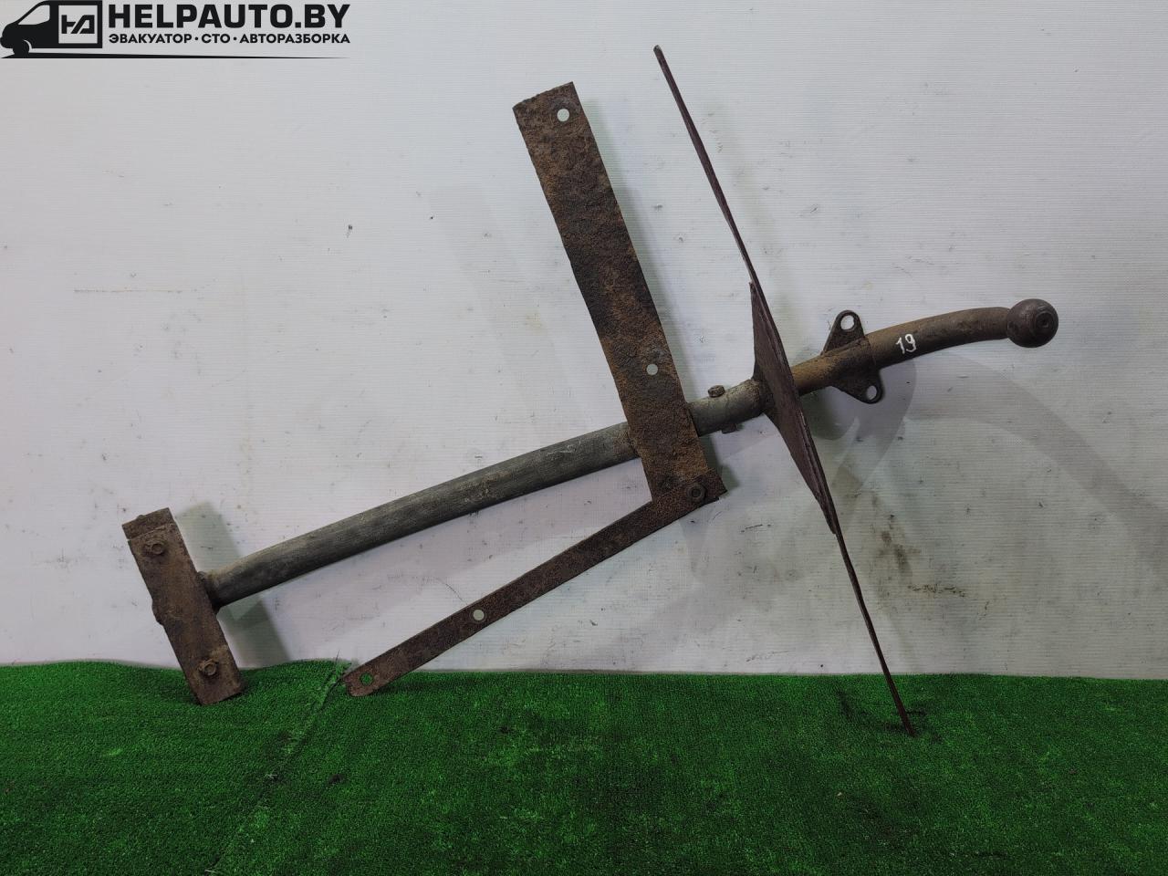 прицепное устройство (фаркоп) Audi 80 B3 1990, 1.6 л., PP, бензин, МКПП, оранжевый, седан, передний привод - фото №1