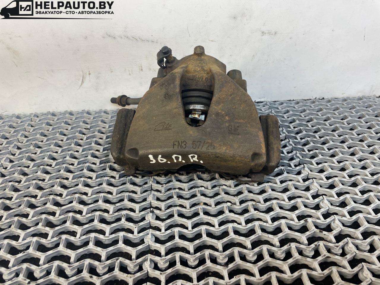 суппорт передний правый Opel Zafira 1 поколение (A) 2002, 2.2 л., дизель, 5МКПП, серебристый, минивэн, передний привод - фото №1