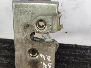 замок двери задней левой Volkswagen Passat B3 1991, 1.8 л., бензин, МКПП, белый, седан, передний привод, 357839015B