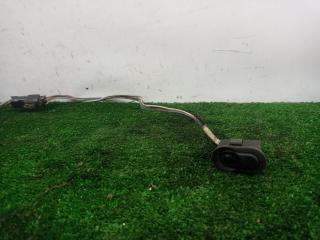 кнопка стеклоподъемника заднего левого Opel Omega B 1998, 2.0 л., бензин, 5МКПП, красный, универсал, задний привод