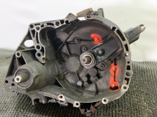 КПП механическая (МКПП) Renault Megane 1 поколение [рестайлинг] 2000, 1.6 л., K4M 690, бензин, 5МКПП, красный, седан, передний привод, JB3, S0238815