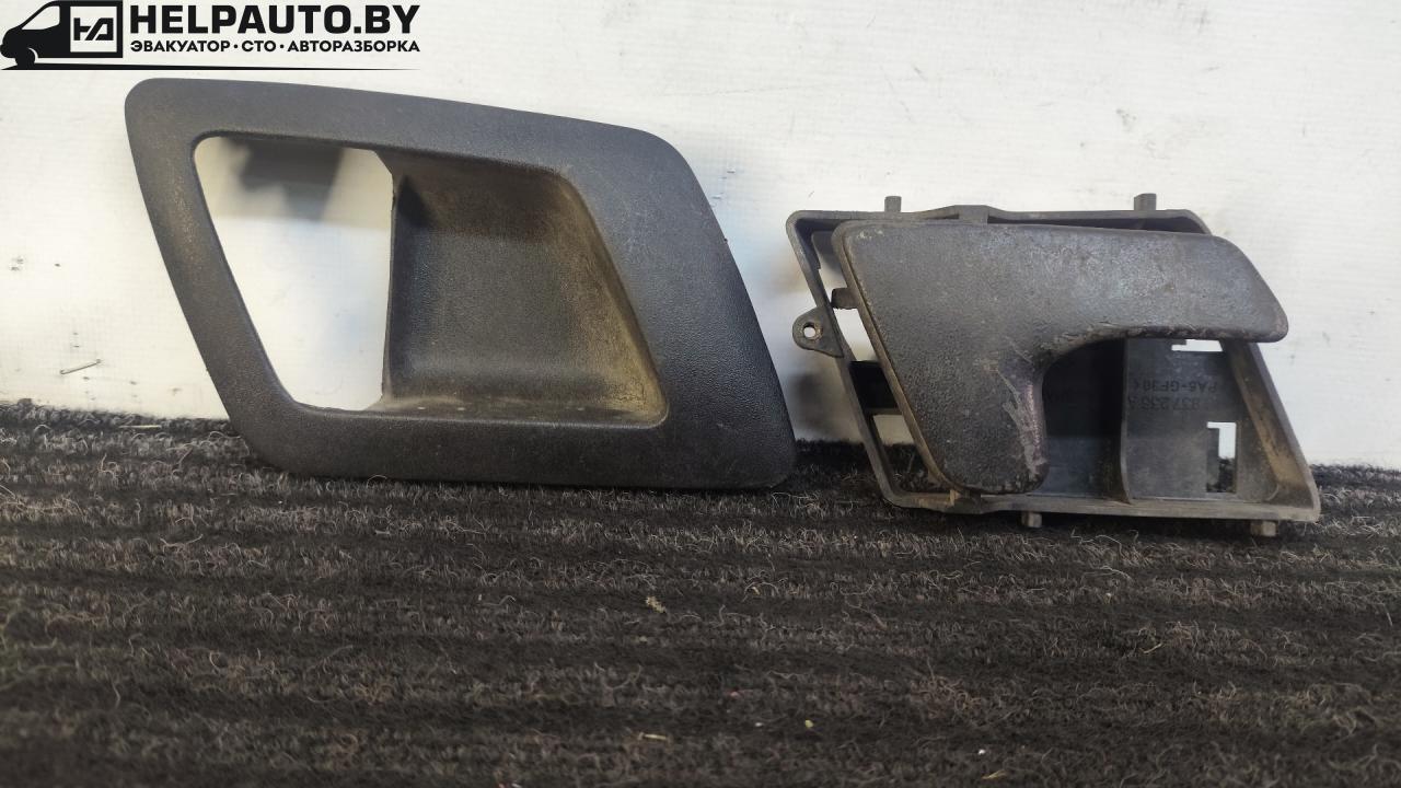 ручка внутренняя передняя правая SEAT Ibiza 2 поколение 1998, 1.6 л., ALM, бензин, 5МКПП, синий, хетчбэк 5 дв., передний привод, 6K0837222C, 6K0837236A, 6K0867198A - фото №1